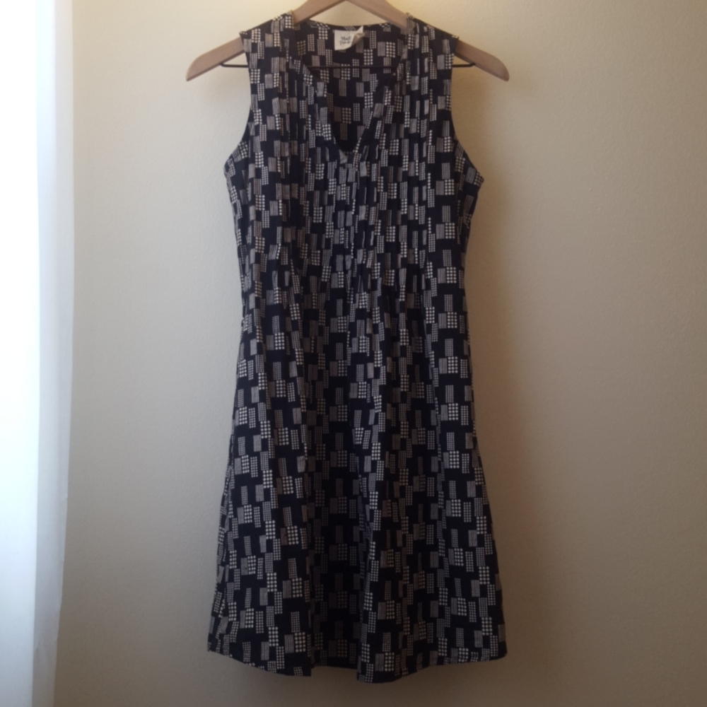 Mata Traders Dotted Black & White Shift Dress